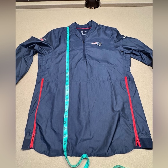 Nike NFL New England Patriots Onfield Apparel Navy Windbreaker - Picture 10 of 10